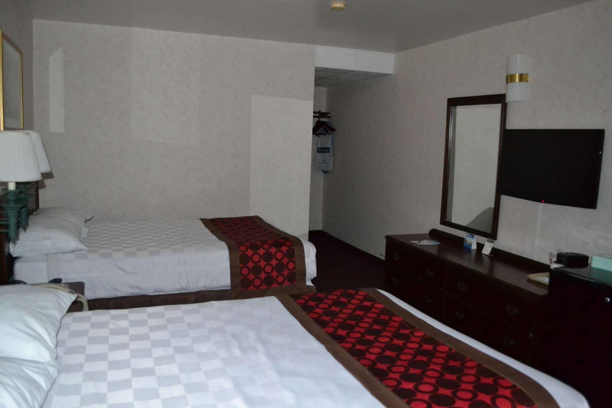 Travelodge By Wyndham Niagara Falls - New York Exteriér fotografie